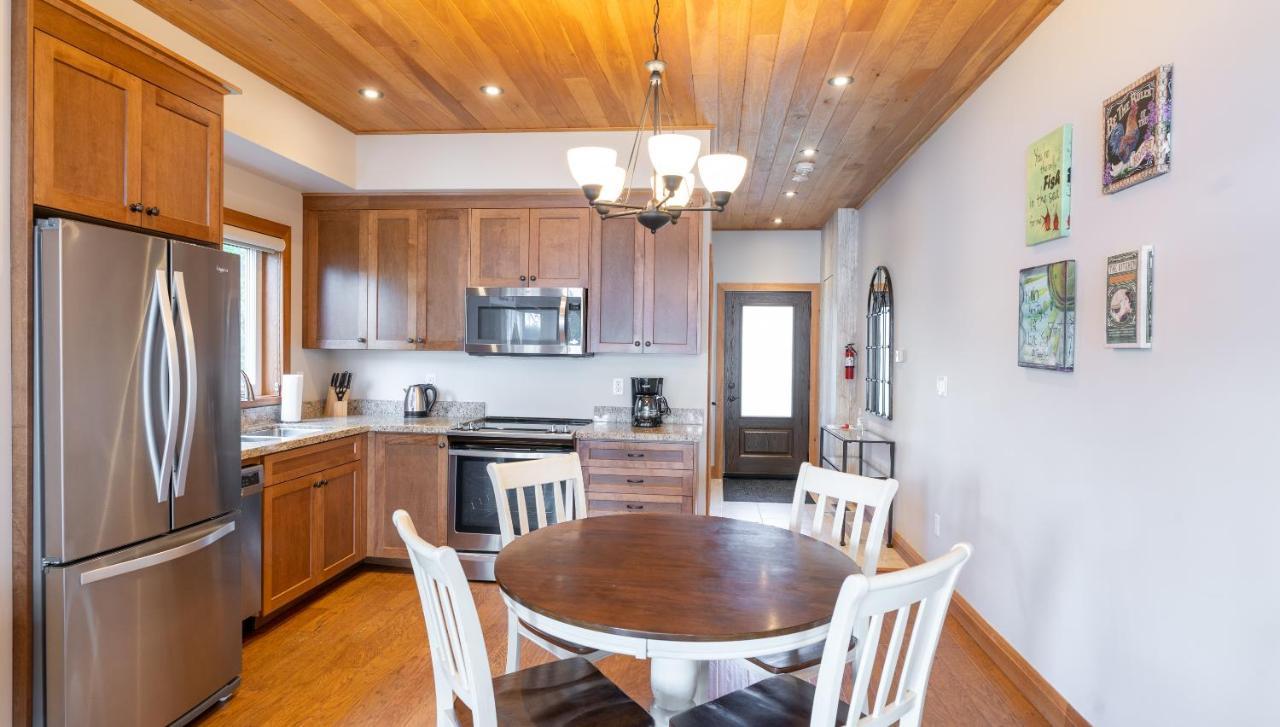 Villas Of Muskoka - Duplex Villa 3A เบรซบริดจ์ ภายนอก รูปภาพ